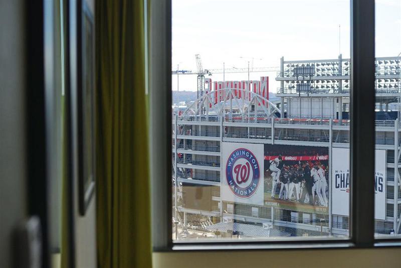 Hampton Inn & Suites Washington, D.C. - Navy Yard Екстер'єр фото
